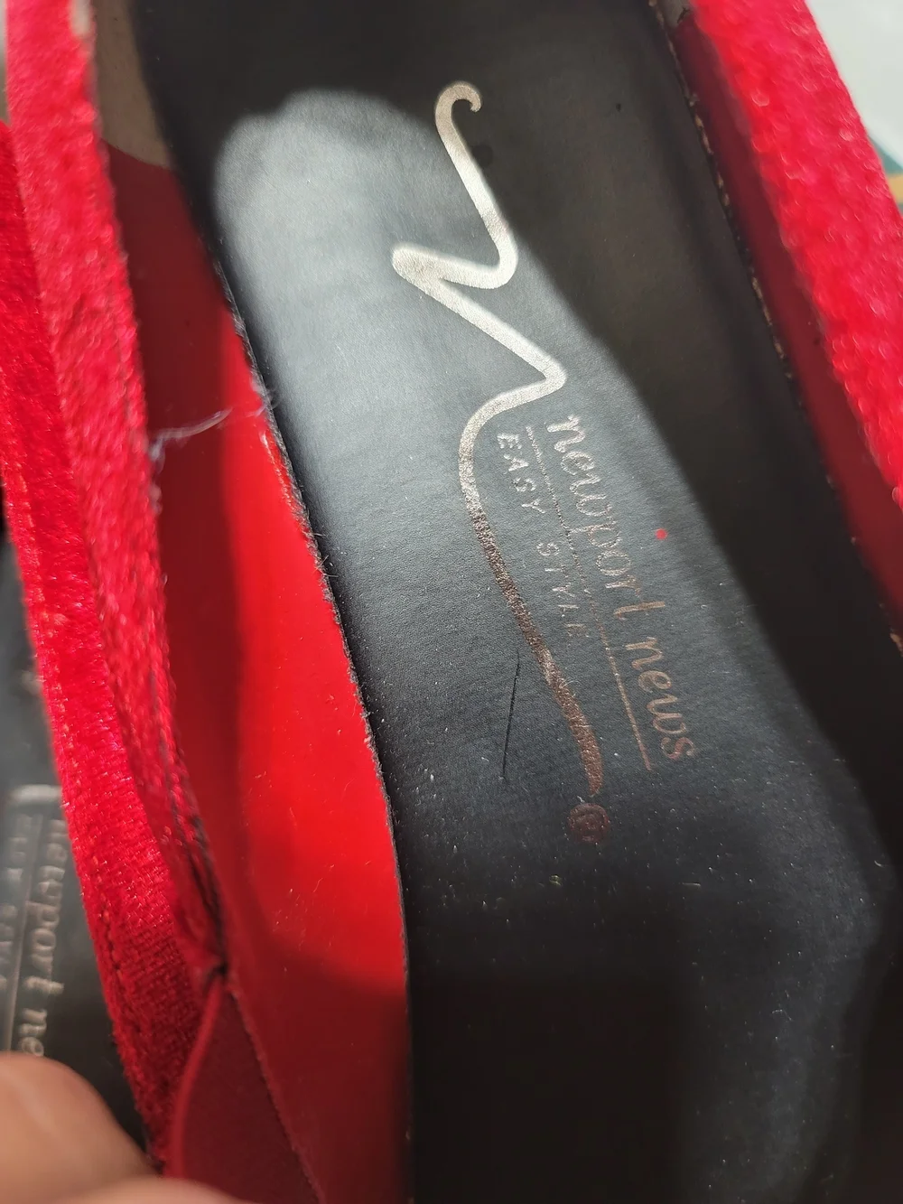 VTG Newport News Velvet Loafers Crimson Red Slip On Low Block Heel Size 9B NIB